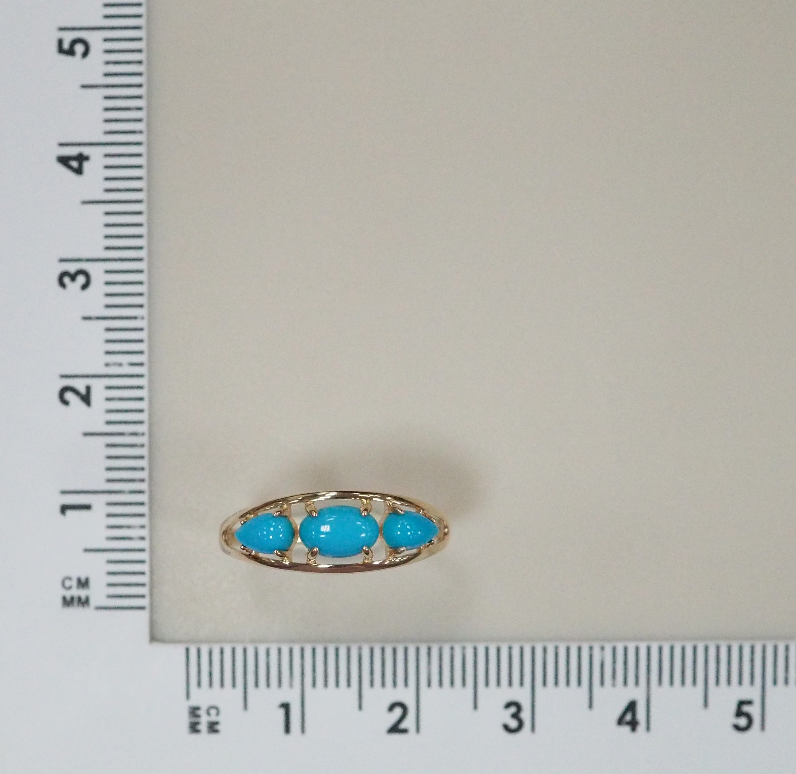 Кольцо из золота с бирюзой